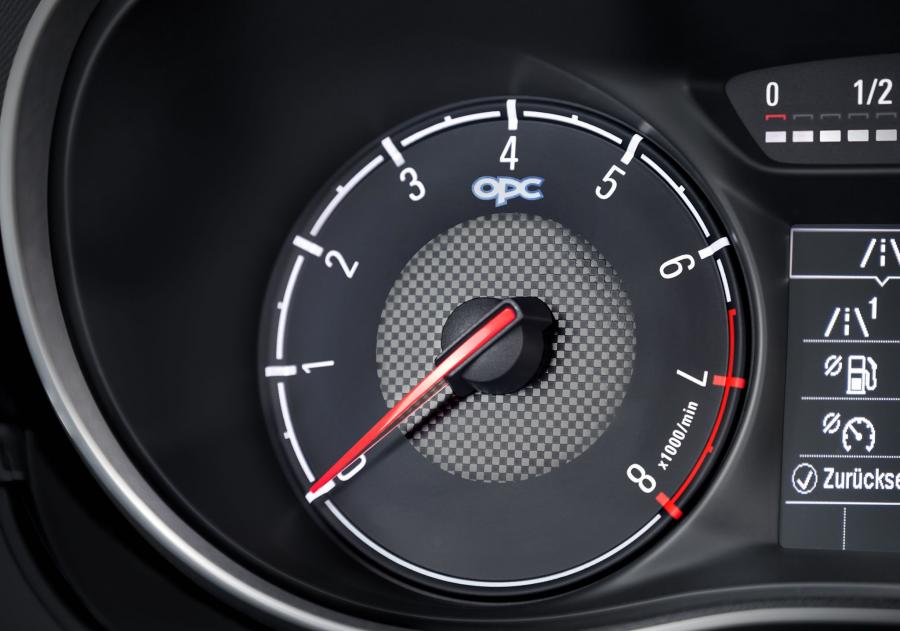  Opel Corsa OPC 2015 года  (фото 14 из 31)